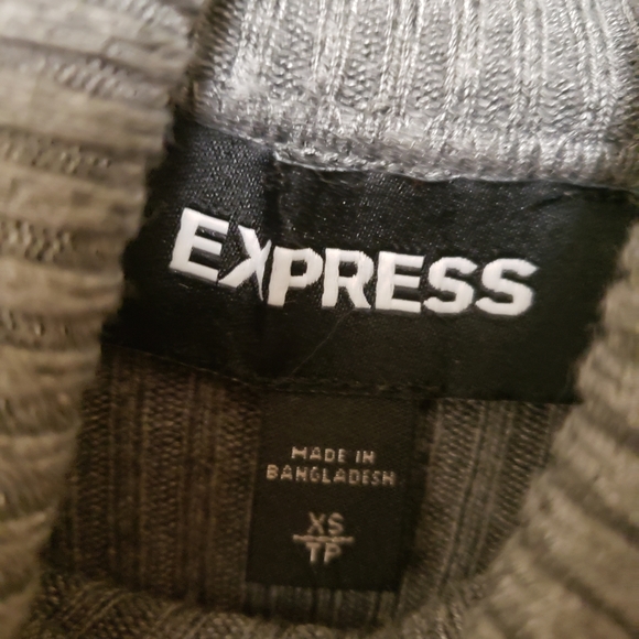 Express Fitted Ribbed Turtleneck in Charcoal - Picture 3 of 3